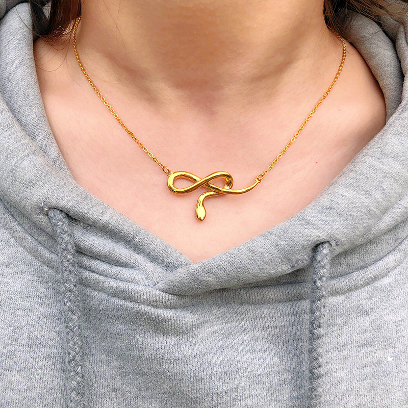 Snake Shaped Women's Necklace in Gold & Silver